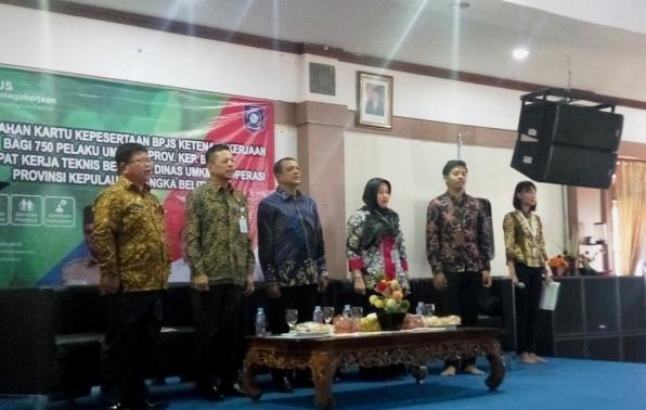 750 Pelaku UMKM Babel Terima Kartu BPJS Ketenagakerjaan