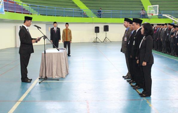 Plt. Gubernur Kukuhkan 637 Pejabat Struktural