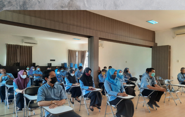 Kadis KUKM Berikan Arahan Kepada Tenaga PHL