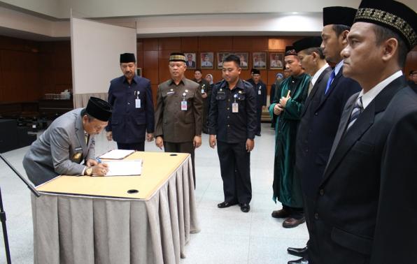Gubernur Lantik 3 JPT Pratama & 3 Pejabat Struktural