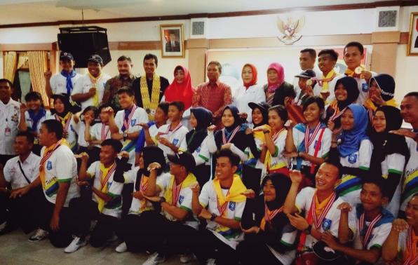 Gubernur Jamu Kontingen PMR Babel