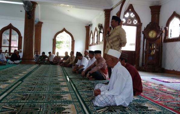 Gubernur Rustam : Jaga dan Lestarikan Adat Lebaran Puasa Enam