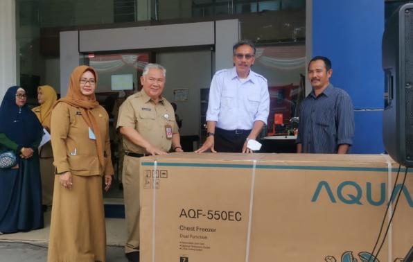 UMKM Olahan Hasil Perikanan Senang Dapat Bantuan Alat Pendukung Produksi dari Pemprov Babel