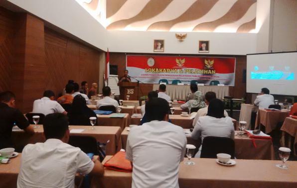 Berikan Pelayanan, Pemerintah Harus Konsisten