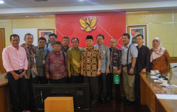 Komisi II DPRD Bersama Dinas KUKM Ke Kemenkop UKM, 2018 Target Penyaluran KUR 15.000 UMKM