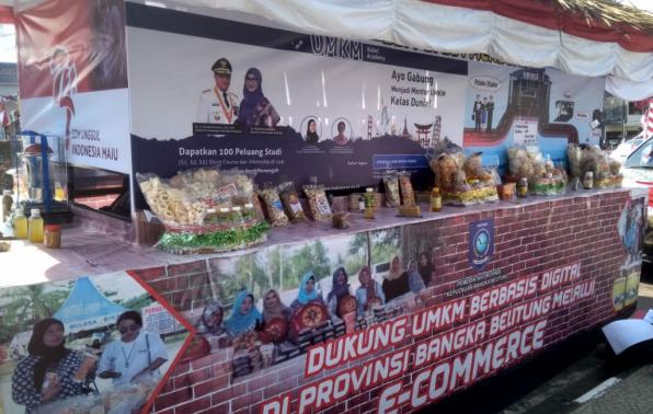 Usung Tema Dukung UMKM Berbasis Digital melalui e-commerce, DKUKM Ikuti Pawai Kendaraan Hias