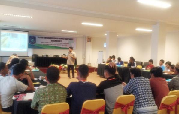 Kembangkan Bisnis Lidi Sawit, Kesejahteraan Anggota Koperasi pun Makin Meningkat