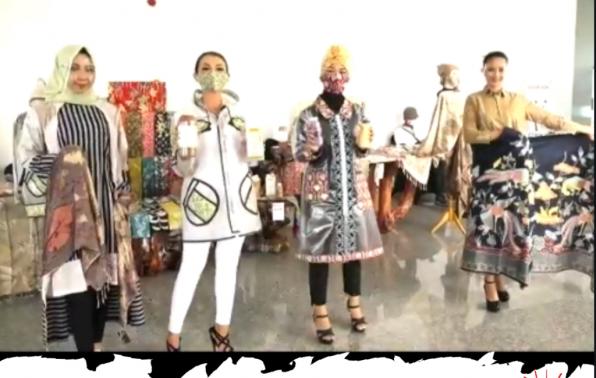 Kadis KUKM Hadiri Bazar Online Produk UMKM