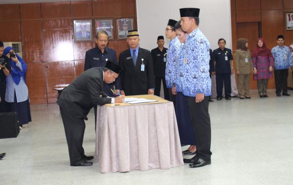 Jangan Jadikan Materi Sebagai Obsesi Dalam Pekerjaan