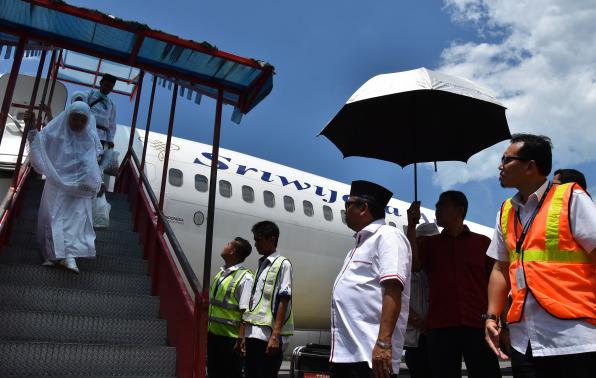 Gubernur Rustam Sambut Kepulangan Jemaah Haji Babel