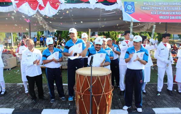 Asisten III Buka O2SN SD & SMP Tingkat Provinsi