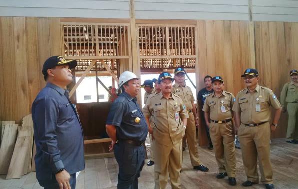 Didampingi Eselon II, Gubernur Tinjau Masjid & Rumah Pers