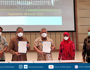 Dinas KUKM Babel Tandatangani PKS dengan FMIPA UGM Kembangkan TTG bagi UMKM