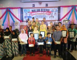 Penyerahan Sertifikat Halal Bagi UKM Tahun 2017